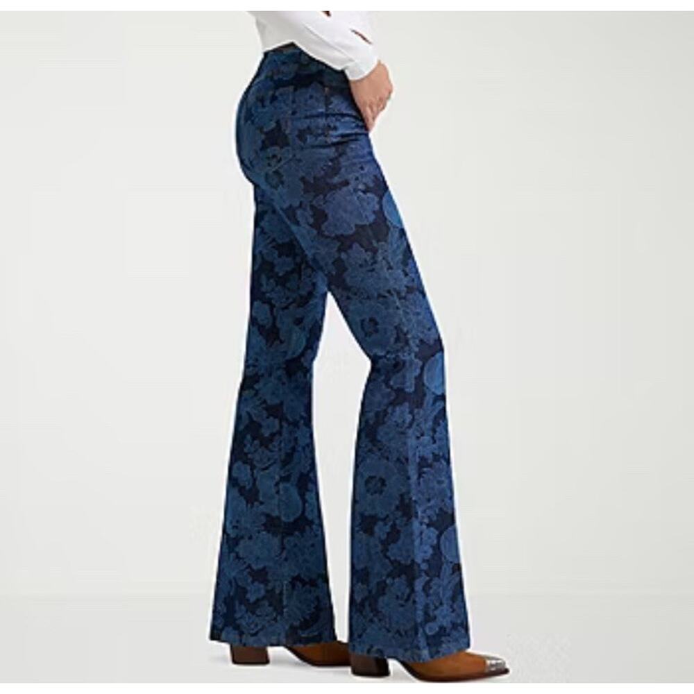 NWT Wrangler High Rise Fierce Flare Jeans Blue Floral Print Women's Size 2 X 32